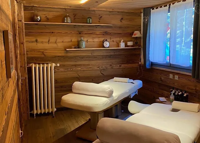 ホテル ル グラン シャレ 3*