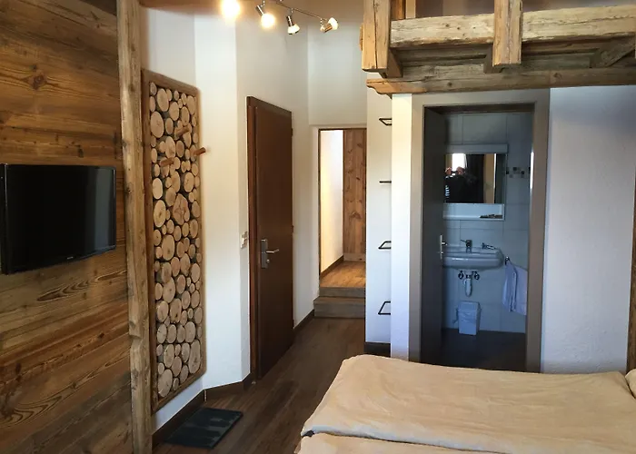 小木屋大酒店 3*