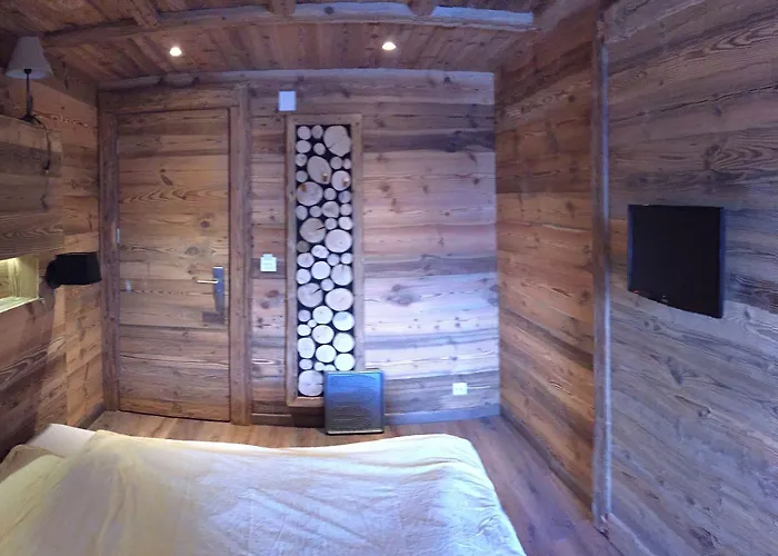 小木屋大酒店 酒店