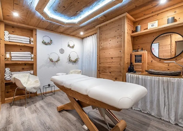 小木屋大酒店 酒店