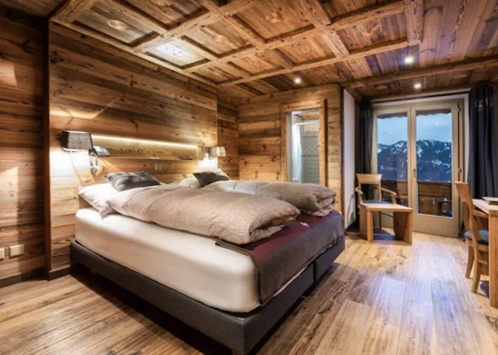 小木屋大酒店 3*